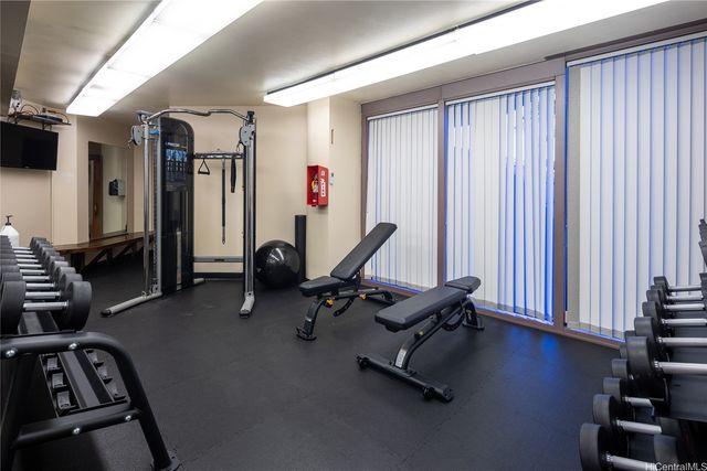 425 South Street Mauka 2401, Honolulu, HI 96813