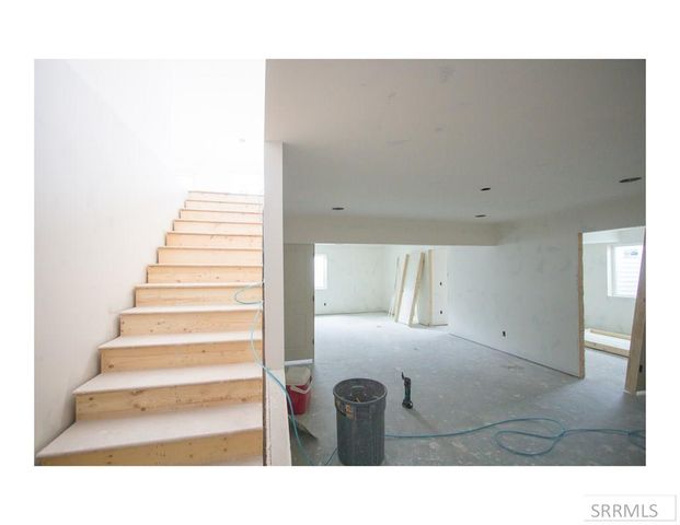 1406 Bellagio Drive, Ammon, ID 83401