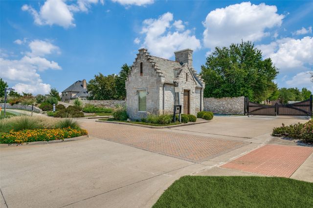 3229 Balmerino Lane, The Colony, TX 75056