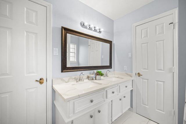 3622 Springhill Lane, Sugar Land, TX 77479