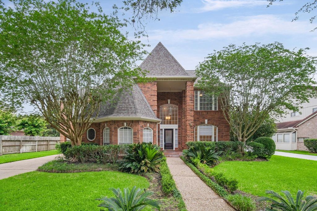 3622 Springhill Lane, Sugar Land, TX 77479