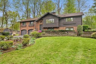 2552 Ridgewood Trail, Oronoko Twp, MI 49103
