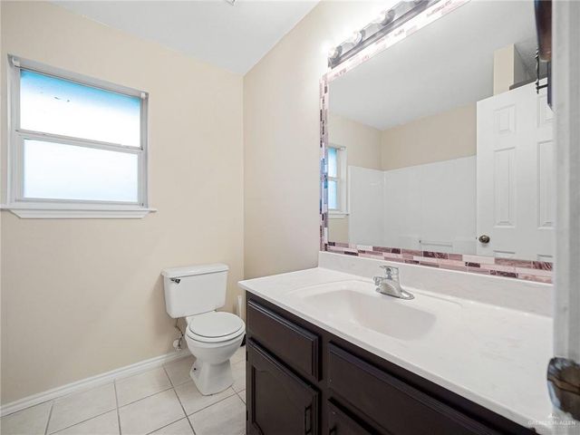 1800 Oasis Avenue 108, Mission, TX 78572