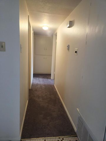 8509 Bellehaven Place NE, Albuquerque, NM 87112