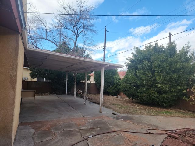 8509 Bellehaven Place NE, Albuquerque, NM 87112