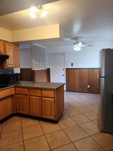 8509 Bellehaven Place NE, Albuquerque, NM 87112