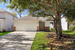 31 Bark Bend Place, The Woodlands, TX 77385