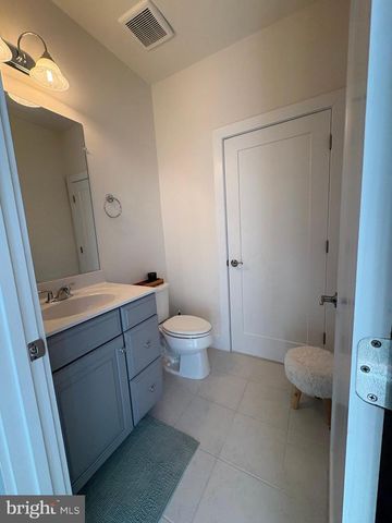 44717 ELLSWORTH TER, Ashburn, VA 20147