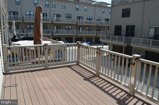 44717 ELLSWORTH TER, Ashburn, VA 20147