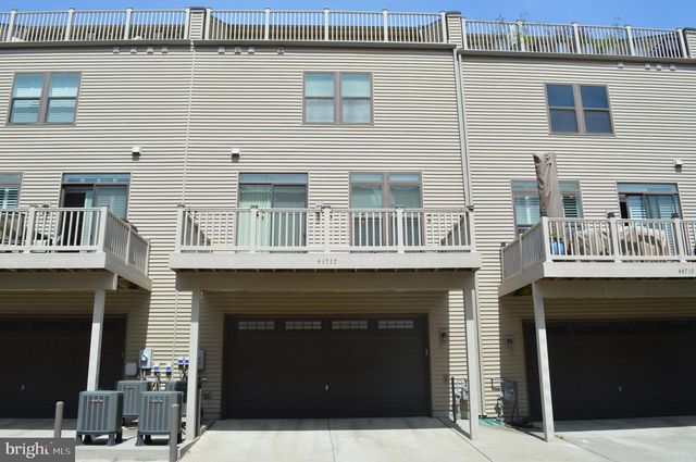 44717 ELLSWORTH TER, Ashburn, VA 20147