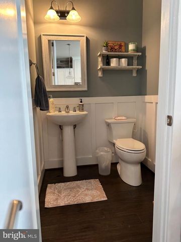 44717 ELLSWORTH TER, Ashburn, VA 20147