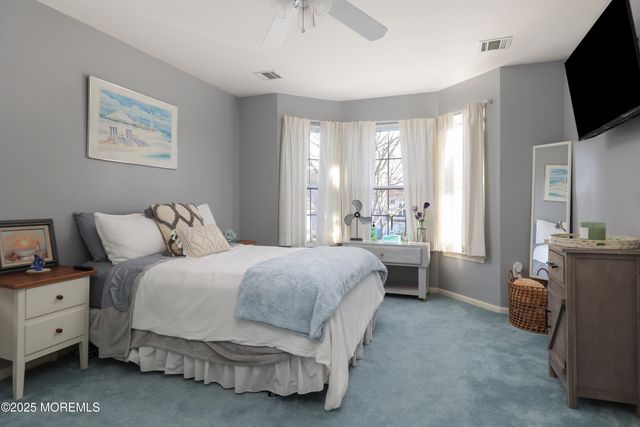 11 Peaksail Drive, Bayville, NJ 08721