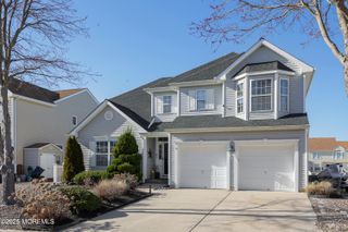 11 Peaksail Drive, Bayville, NJ 08721