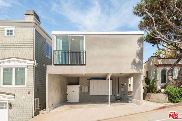 205 44th Street A, Manhattan Beach, CA 90266