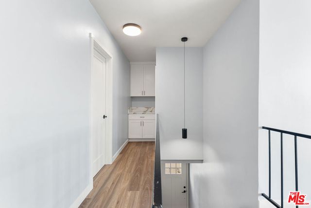 205 44th Street A, Manhattan Beach, CA 90266