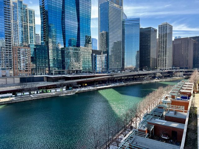 445 E NORTH WATER Street 1005, Chicago, IL 60611