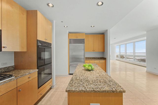 445 E NORTH WATER Street 1005, Chicago, IL 60611