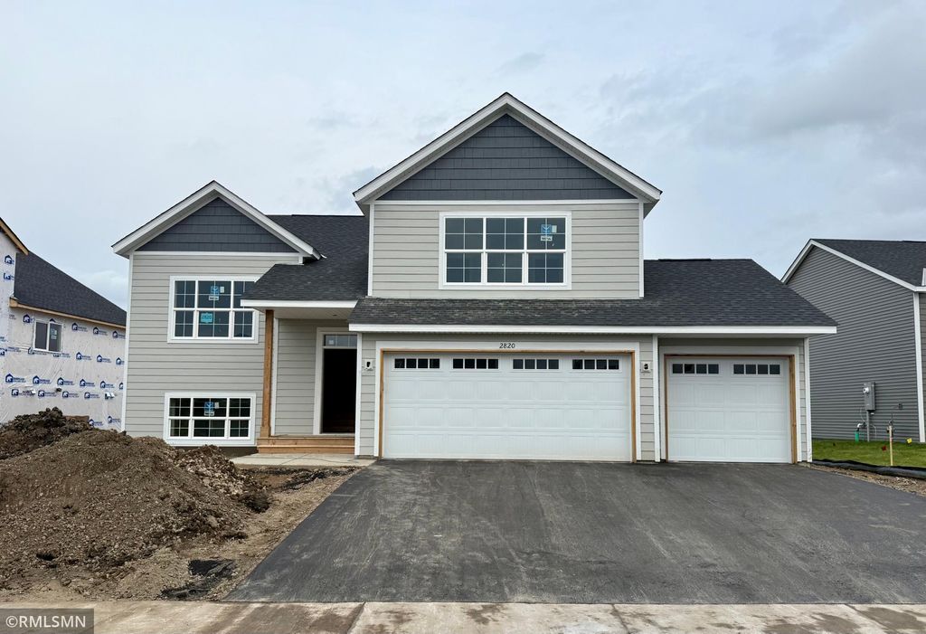 2820 Iverson Avenue NE, Saint Michael, MN 55330