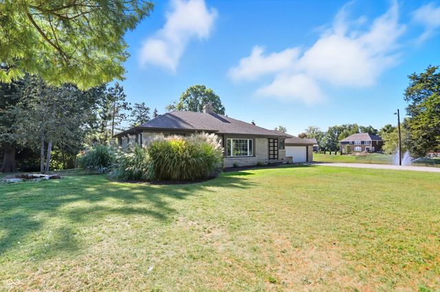 3905 Shelbyville Road, Indianapolis, IN 46237