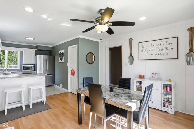 3905 Shelbyville Road, Indianapolis, IN 46237