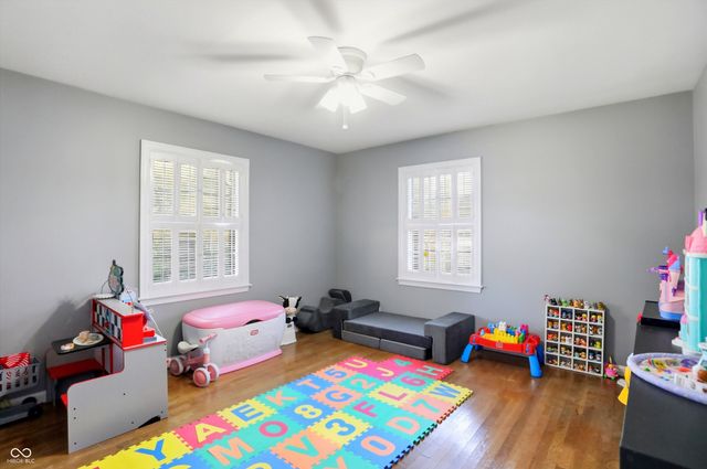 3905 Shelbyville Road, Indianapolis, IN 46237