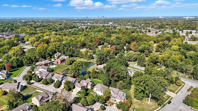 3905 Shelbyville Road, Indianapolis, IN 46237