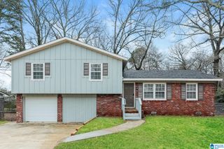 637 16TH AVENUE NW, Center Point, AL 35215