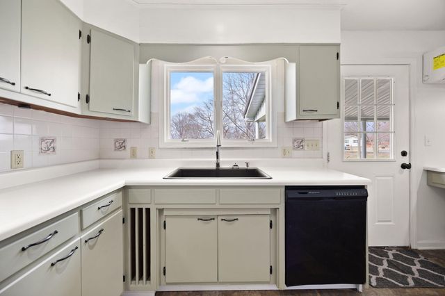 157 Shawnee Avenue, Russell Springs, KY 42642