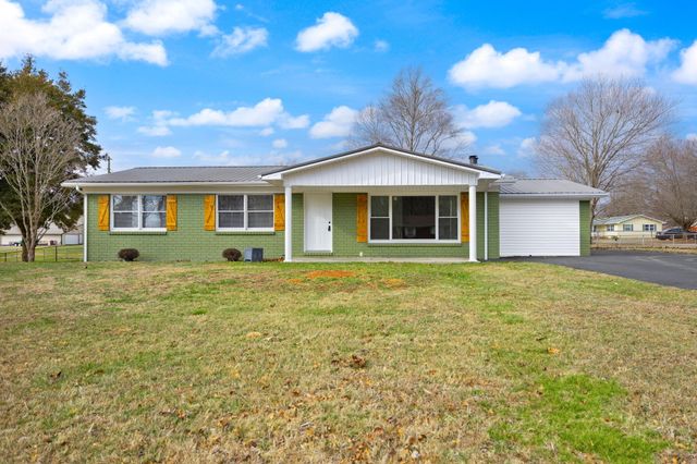 157 Shawnee Avenue, Russell Springs, KY 42642