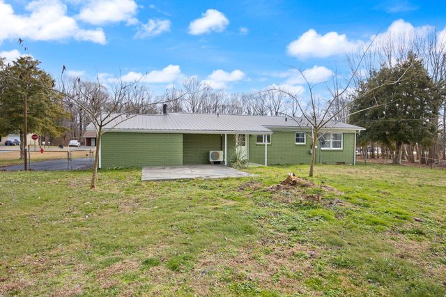 157 Shawnee Avenue, Russell Springs, KY 42642