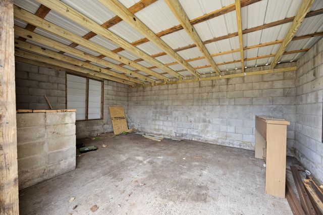 157 Shawnee Avenue, Russell Springs, KY 42642