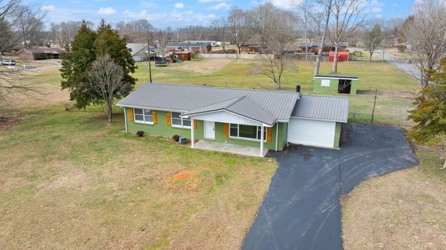 157 Shawnee Avenue, Russell Springs, KY 42642