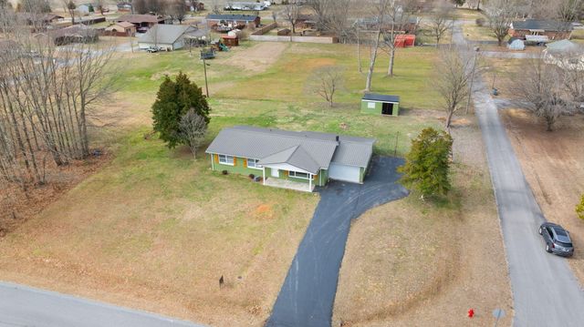 157 Shawnee Avenue, Russell Springs, KY 42642