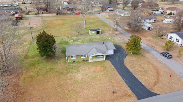 157 Shawnee Avenue, Russell Springs, KY 42642