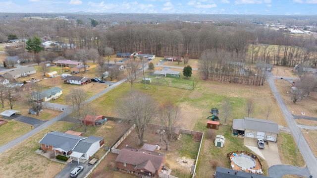 157 Shawnee Avenue, Russell Springs, KY 42642