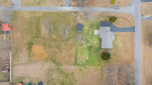 157 Shawnee Avenue, Russell Springs, KY 42642