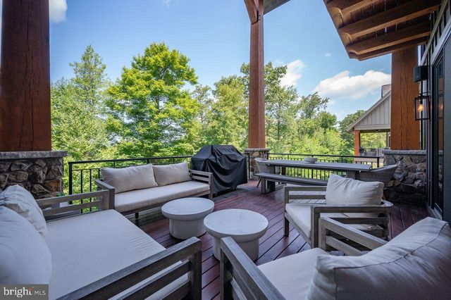 142 RIDGE RUN RD, Mc Henry, MD 21541