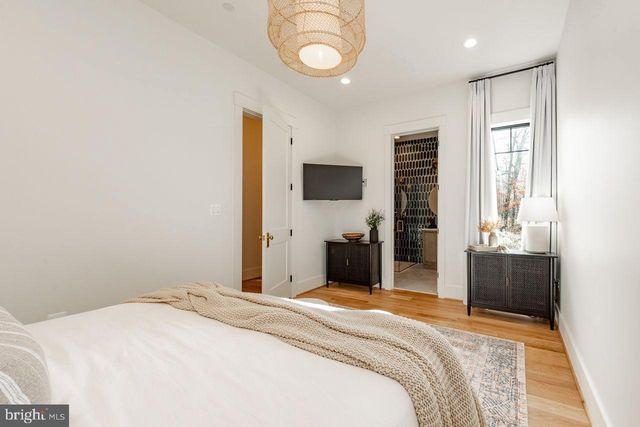 142 RIDGE RUN RD, Mc Henry, MD 21541