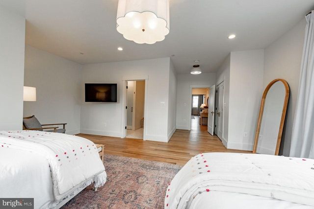 142 RIDGE RUN RD, Mc Henry, MD 21541