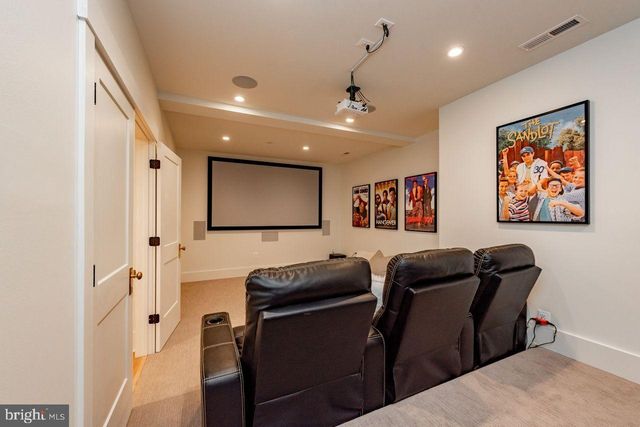 142 RIDGE RUN RD, Mc Henry, MD 21541