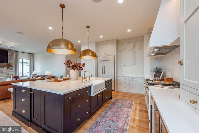 142 RIDGE RUN RD, Mc Henry, MD 21541