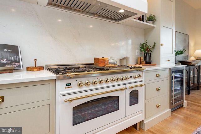 142 RIDGE RUN RD, Mc Henry, MD 21541