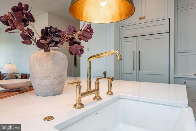 142 RIDGE RUN RD, Mc Henry, MD 21541