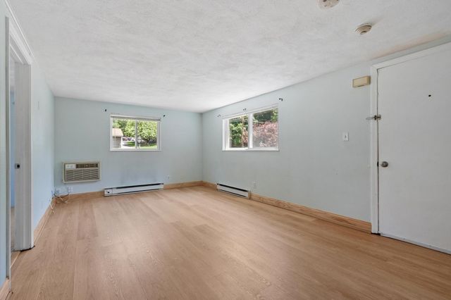 9 Wampus Ave 4, Acton, MA 01720