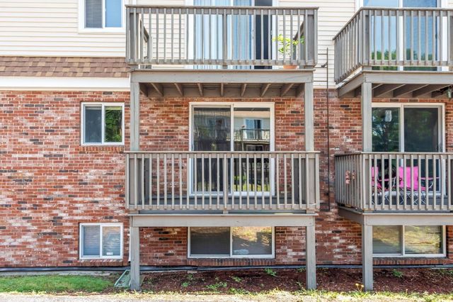 9 Wampus Ave 4, Acton, MA 01720
