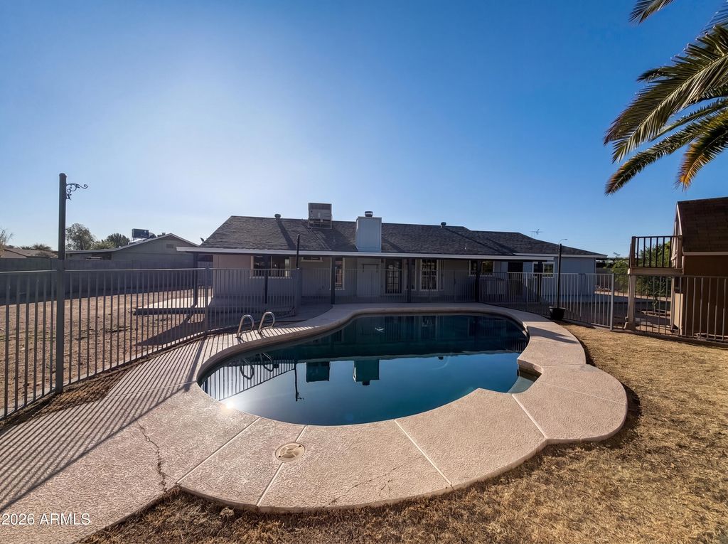 7120 W LEITH Lane, Peoria, AZ 85345 — photo 5