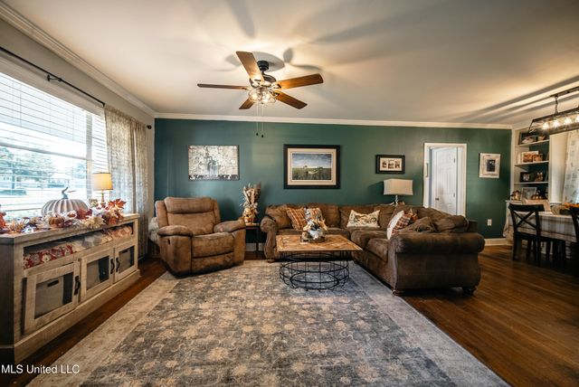 104 Sunset Drive, Clinton, MS 39056