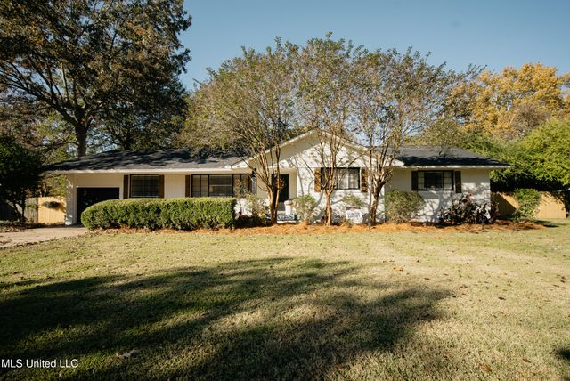 104 Sunset Drive, Clinton, MS 39056