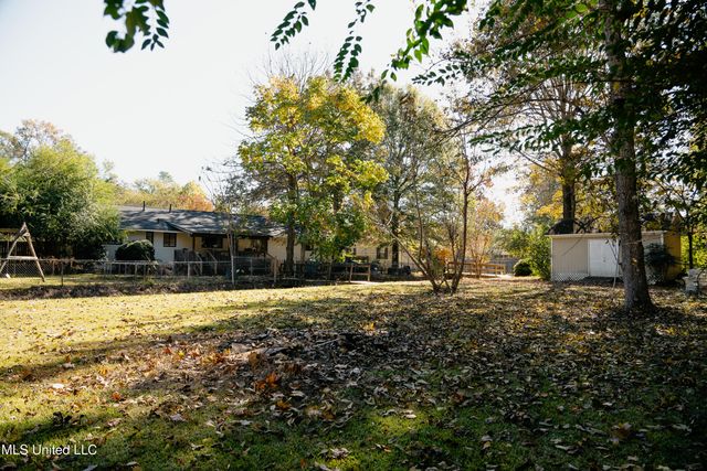 104 Sunset Drive, Clinton, MS 39056