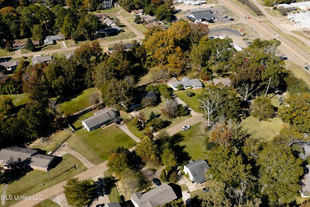 104 Sunset Drive, Clinton, MS 39056